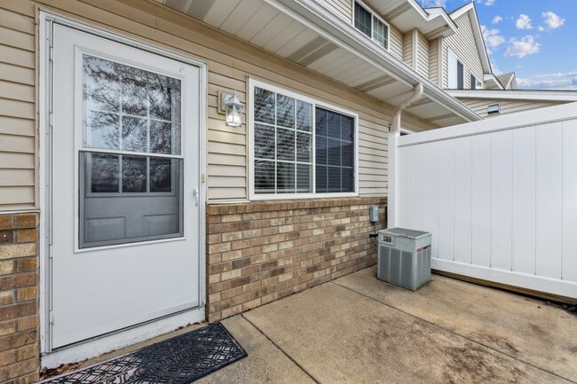 Photo - 8914 92nd St S