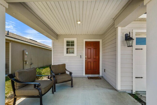 Photo - 86186 Mainline Rd