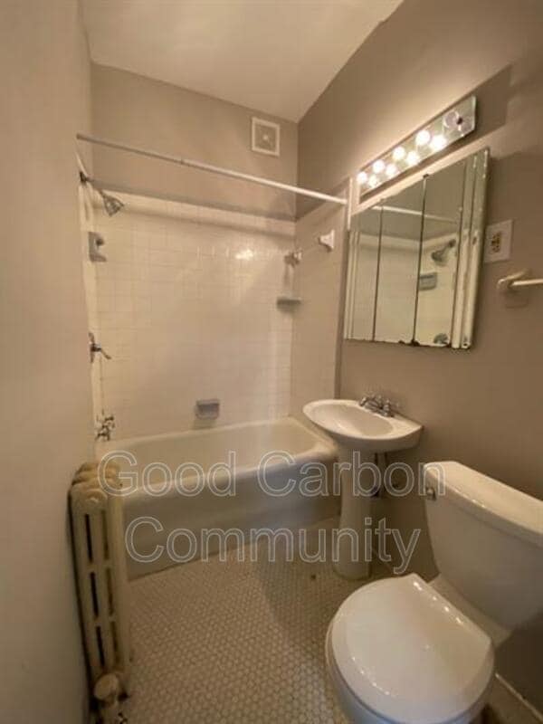 Photo - 77 Richmond Ave Unidad 4