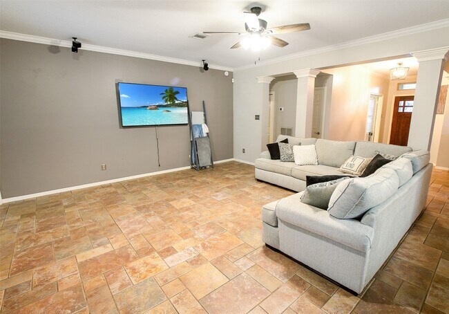 Photo - 14639 Oak Chase Dr