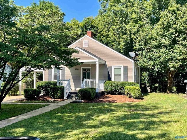 Building Photo - 2019 Vanderbilt Dr SW Rental