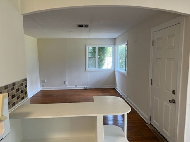 Photo - 1208 Cloverlawn Ave