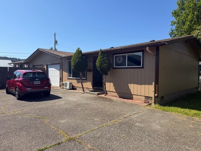 Building Photo - 9996 - Procurement Properties Unit 926 Juniper