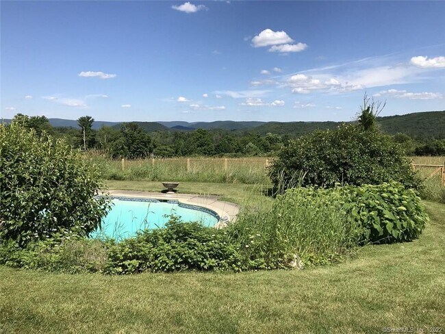 Photo - 107 Lime Rock Rd