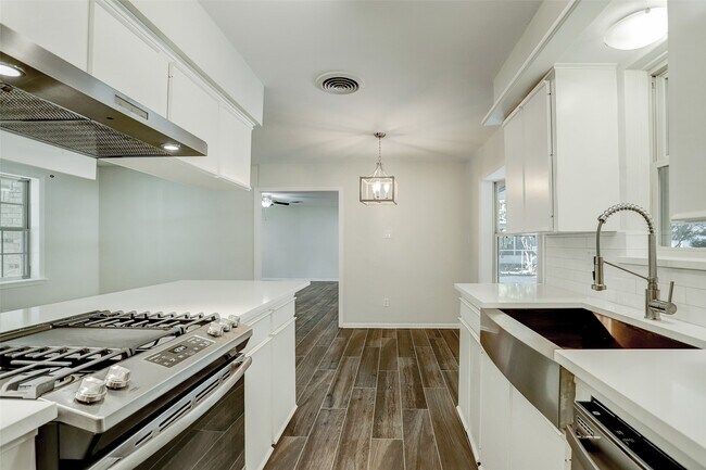 Photo - 4134 Hill Oak Dr