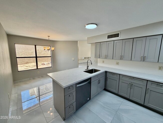 Photo - 4548 E Shomi St