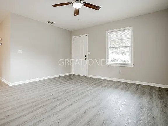 Photo - 5760 Valleybrook Rd