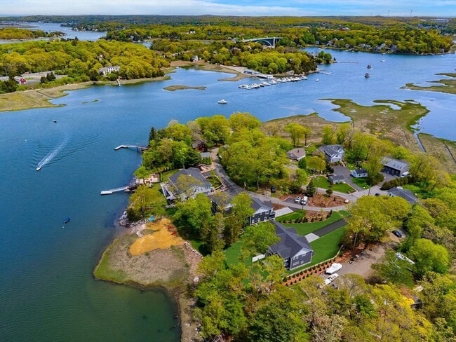 Photo - 6 Stanwood Pt