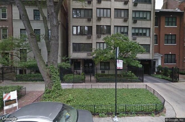 1419 N State Pkwy Unit 203