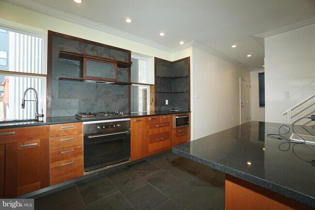 Photo - 1707 N Howard St