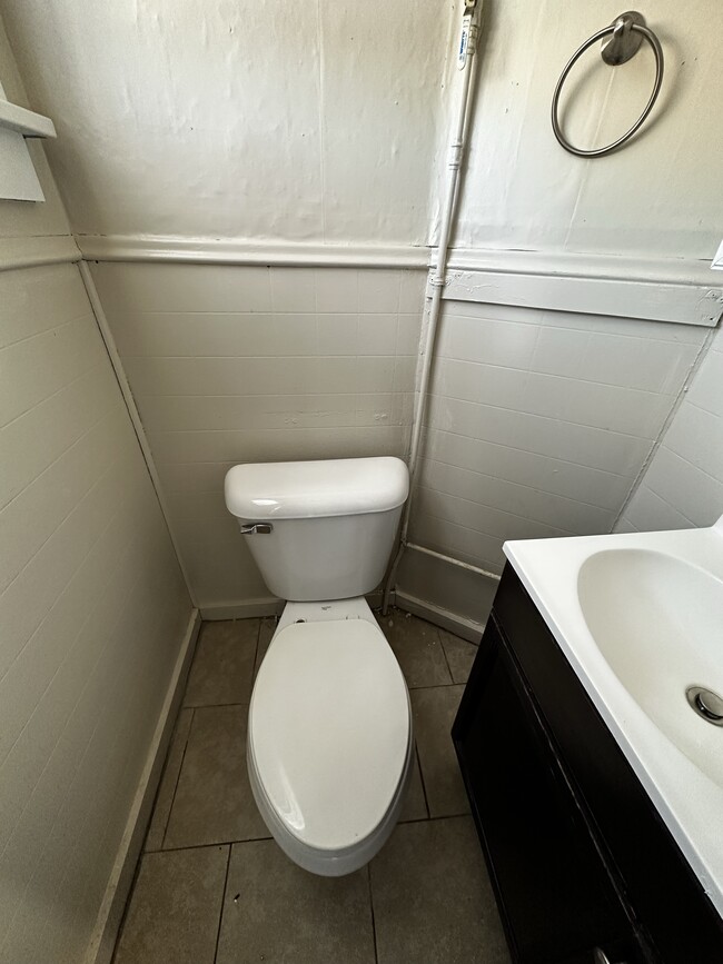 Photo - 2403 W. Stafford Apartments, LLC Unit 1