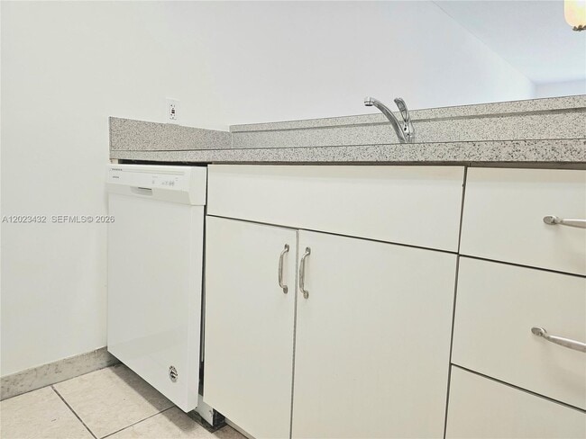 Photo - 1225 NE 124th St Unit 32B
