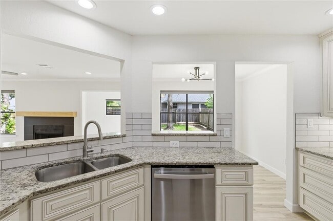 Photo - 2326 Dowd Ln