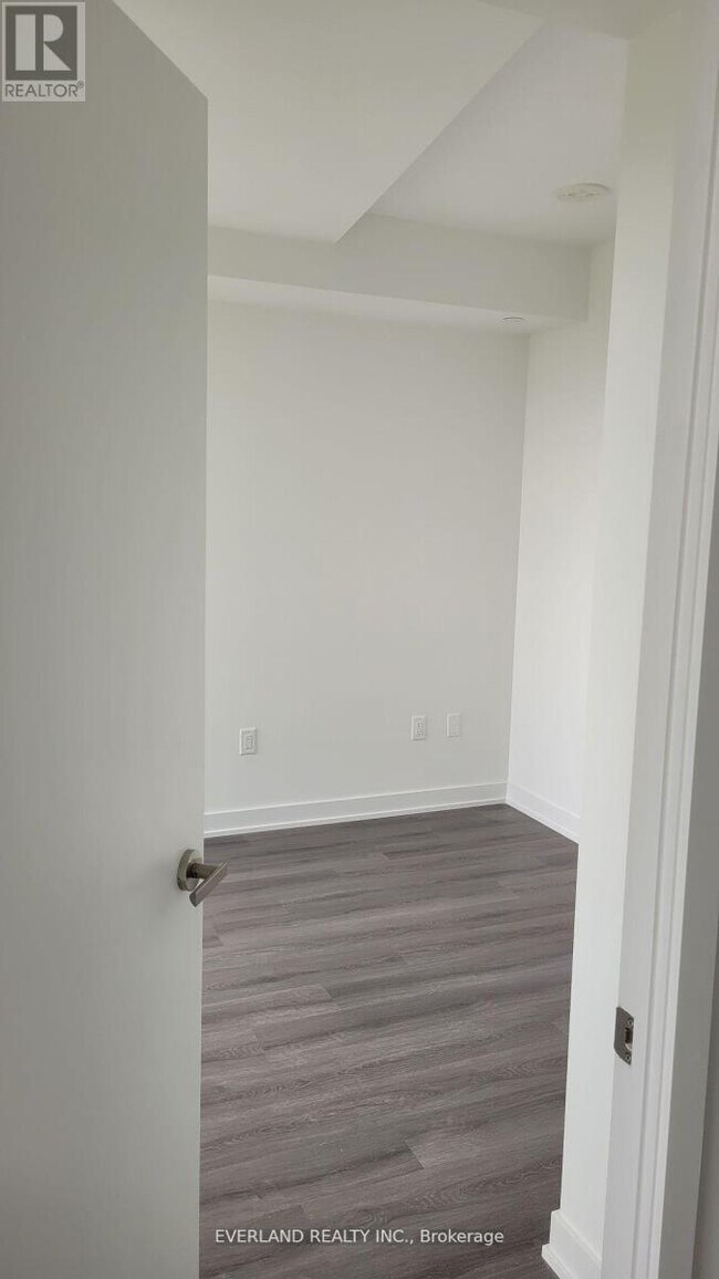 Photo - 3883 Quartz Rd Unit 908
