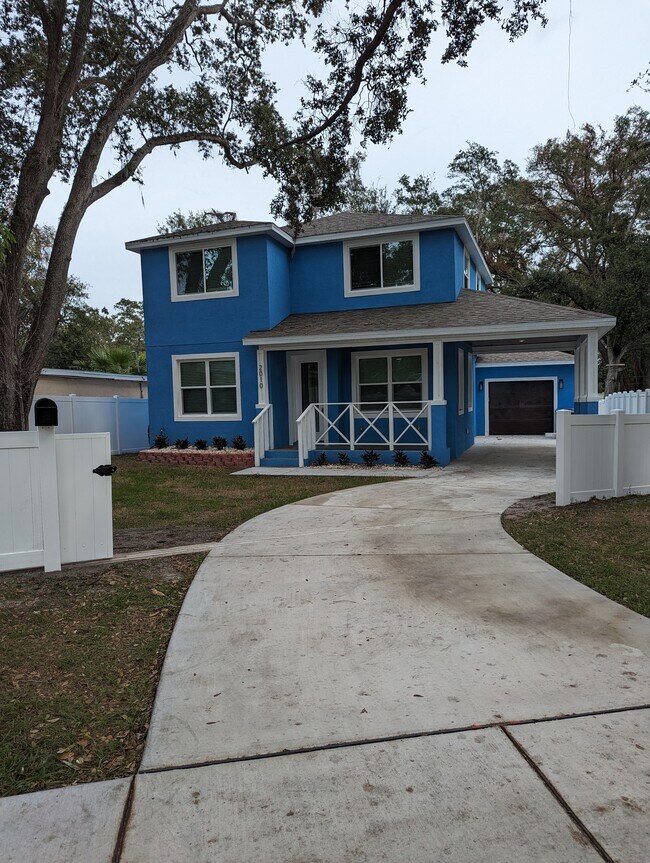 Photo - 2010 Seminole Blvd S