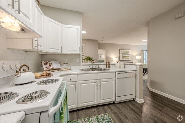 2 habitaciones, 2 baños, 109 m2, cocina - Brookside Park Apartments