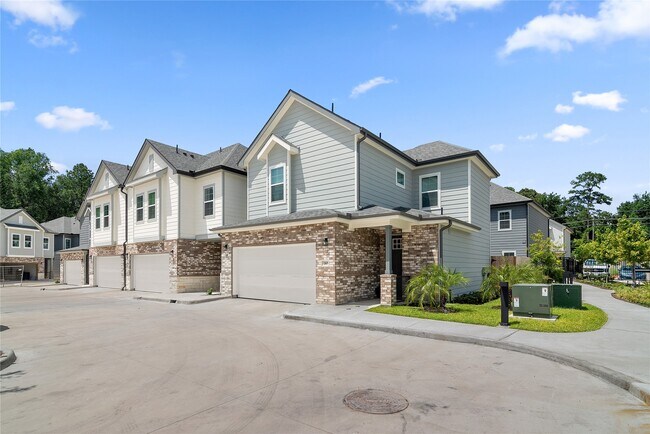 Photo - 28328 Birnham Woods Dr