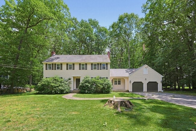 Photo - 12 Carriage Dr