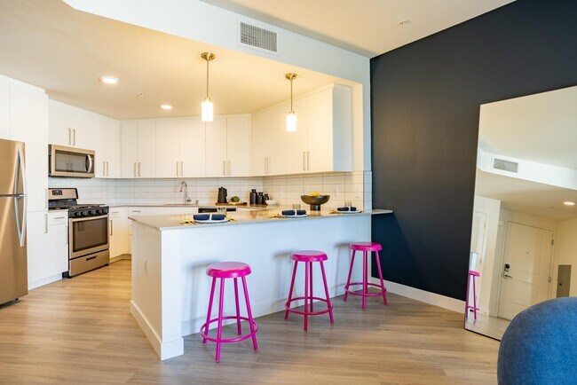 Chandler Apartments in North Hollywood