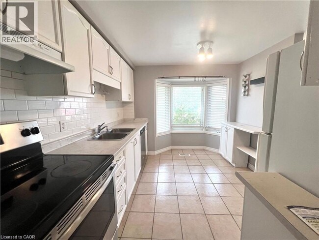 Photo - 209 Auburn Dr