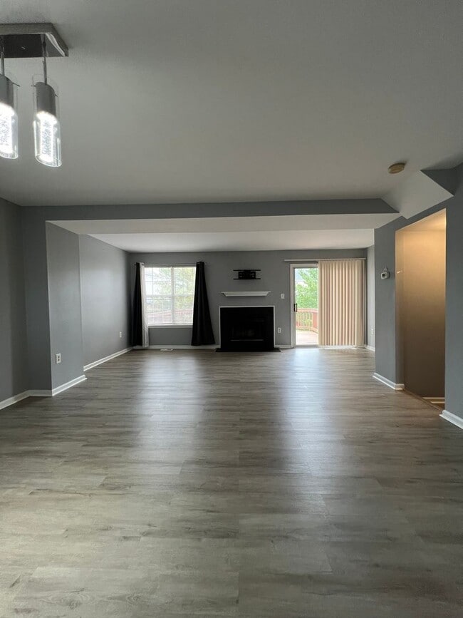 Photo - Ashburn Village 4 Bedroom