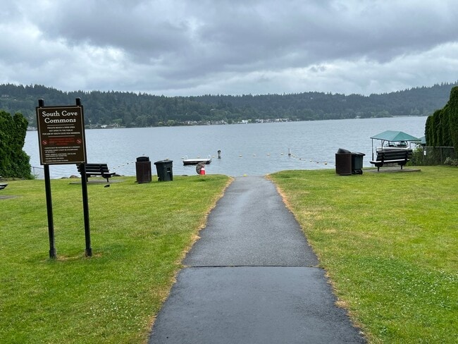 Building Photo - South Cove Commons Gem – Private Beach Acc... Rental