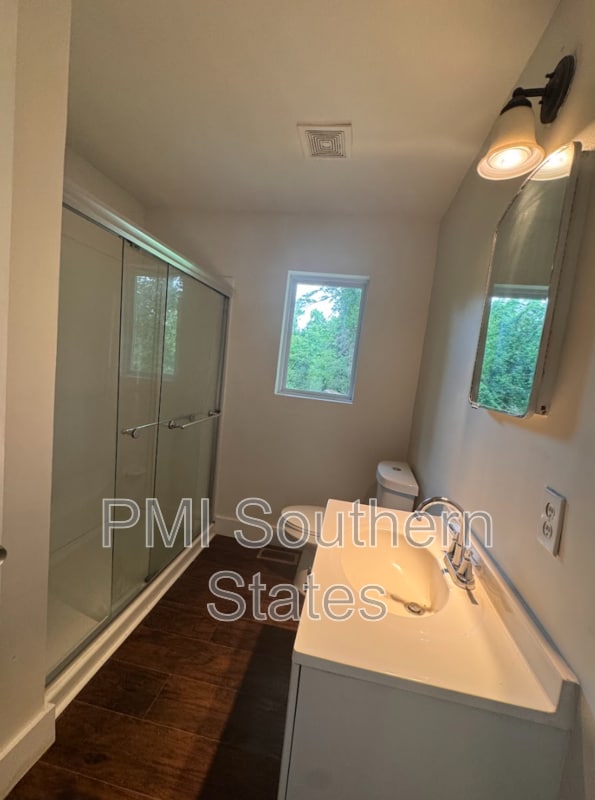 Photo - 110 Stone Creek Dr