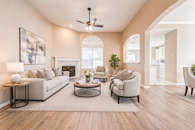 Photo - 19607 Water Point Trail