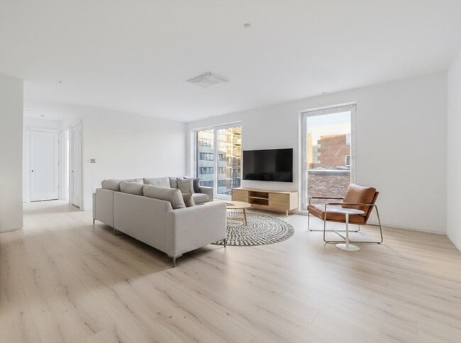 Photo - 1035 Commonwealth Ave Unit 310