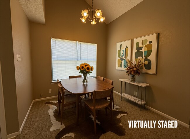 Photo - 1310 Opal Rd Unidad B