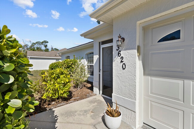 Photo - 3620 Candia Ave