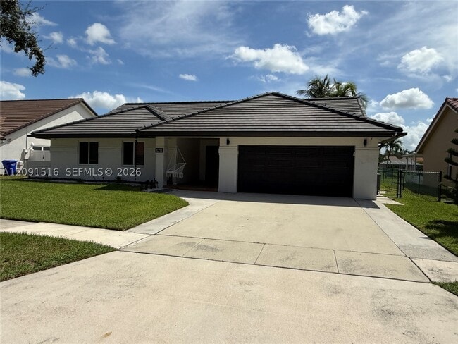 1035 NW 164th Ave