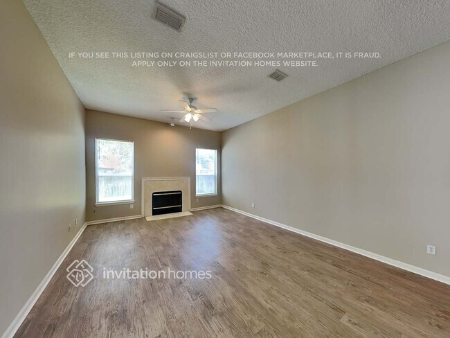 Photo - 1029 Deer View Ln