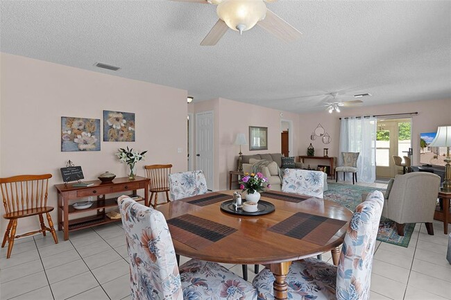 1330 La Jolla Cir