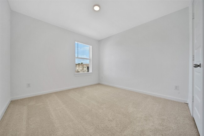 Building Photo - 11915 Carvalho Dr Unit 12
