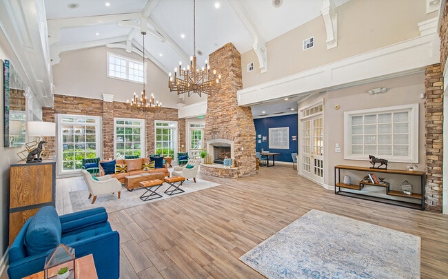 Photo - MAA Hunton Park