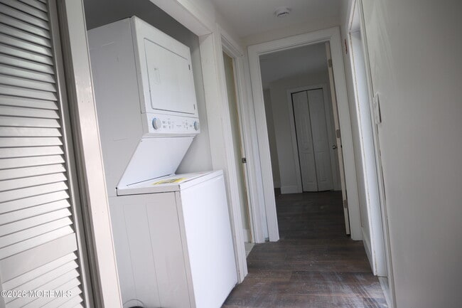 Photo - 335 Adams St