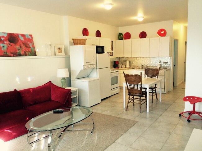 Photo - 2726 Eldridge Ave Unit 1