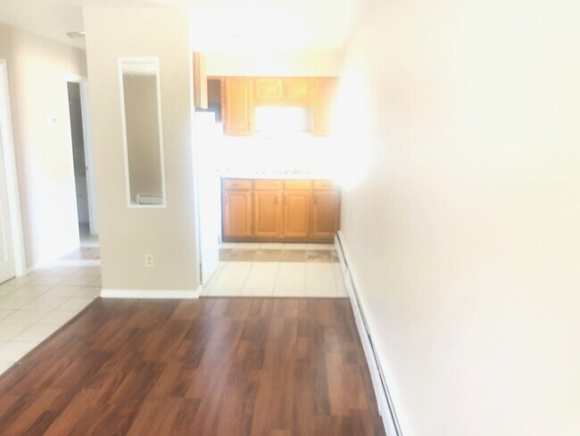 Photo - 1215 Wall St Unidad 2