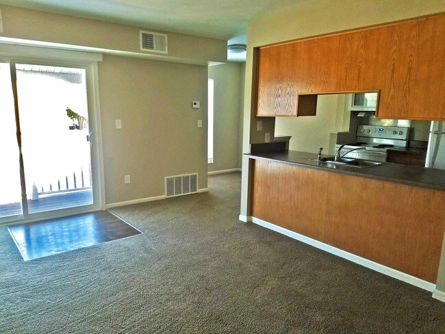 Photo - Hiawatha Apartments