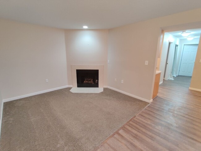 Building Photo - 137 W 600 N Unit 137 W 600 N #105 Rental