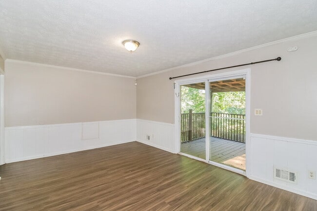 Photo - 7006 Knollwood Dr