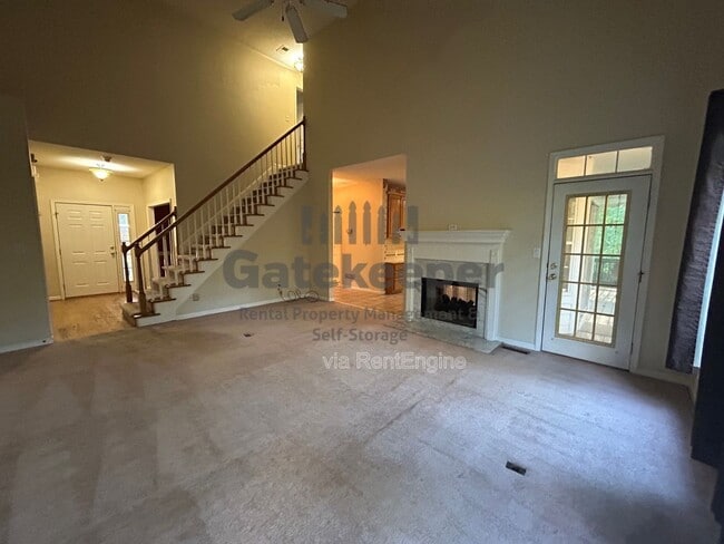 Photo - 94 Barrington Ridge Ct