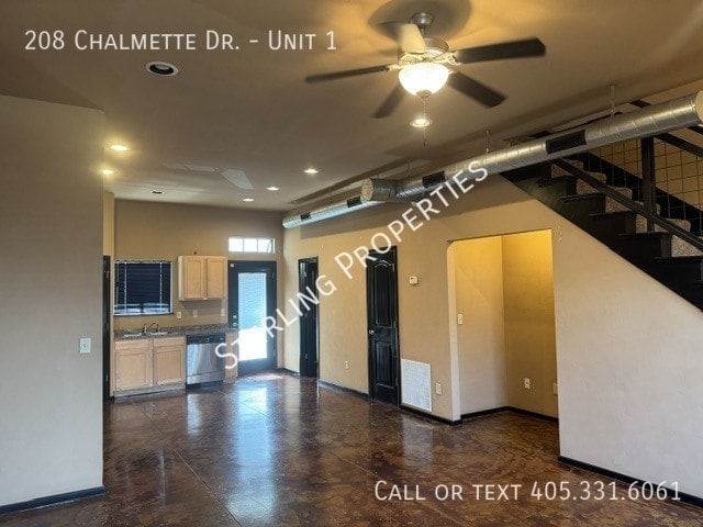 Photo - 208 Chalmette Dr Unidad 1
