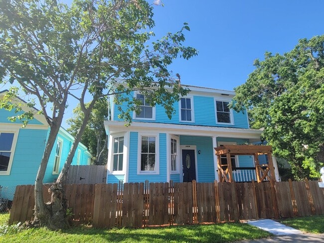 Photo - 3919 Avenue O