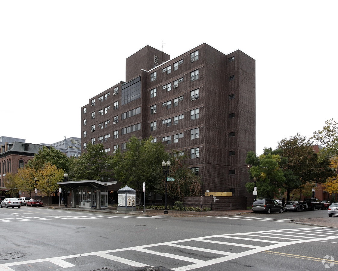 Washington Manor - Washington Manor Apartments