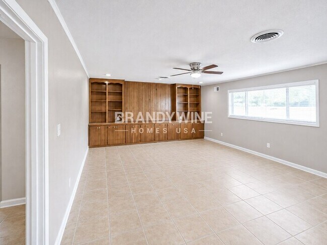 2893 Knightway Rd