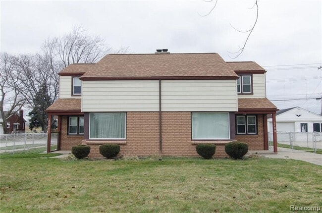 Building Photo - 2188 Michigan