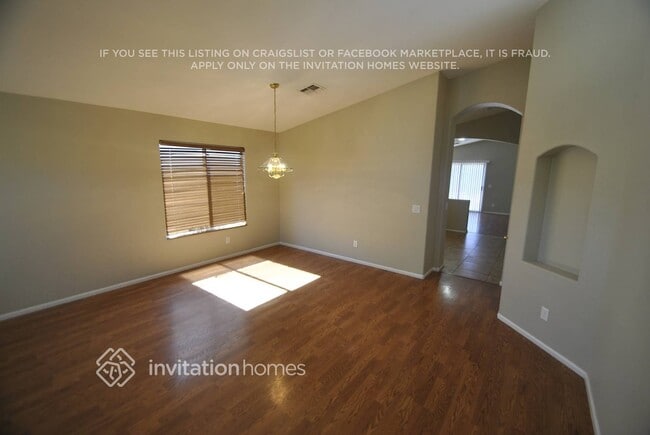 Photo - 16255 W Moreland St
