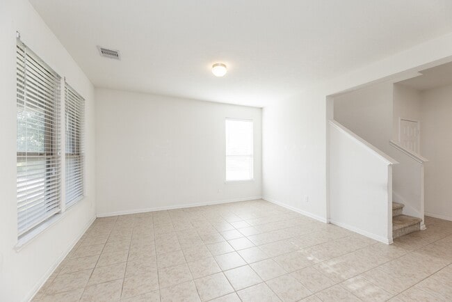 Building Photo - 25342 Briscoe Village Dr